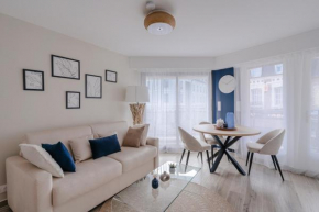 Modern apartment with parking Place Morny